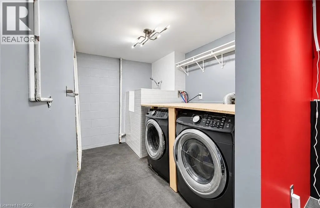 415 BAIRSTOW Crescent Unit# 4 #4