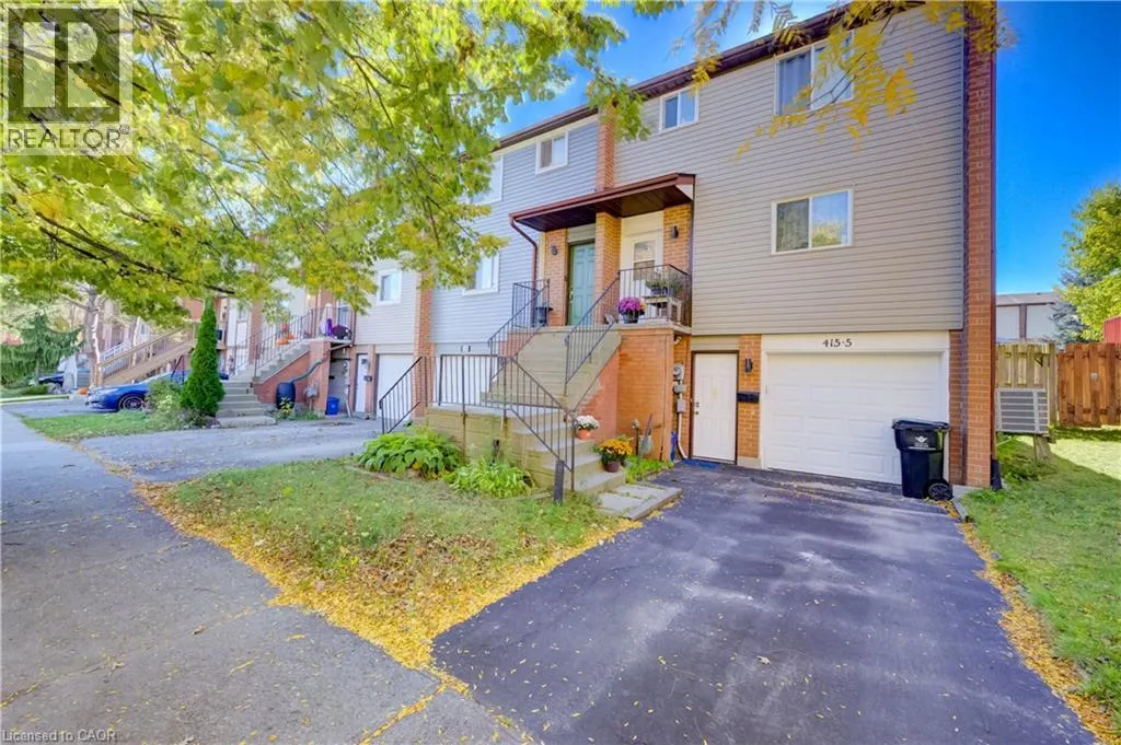 415 BAIRSTOW Crescent Unit# 4 #4