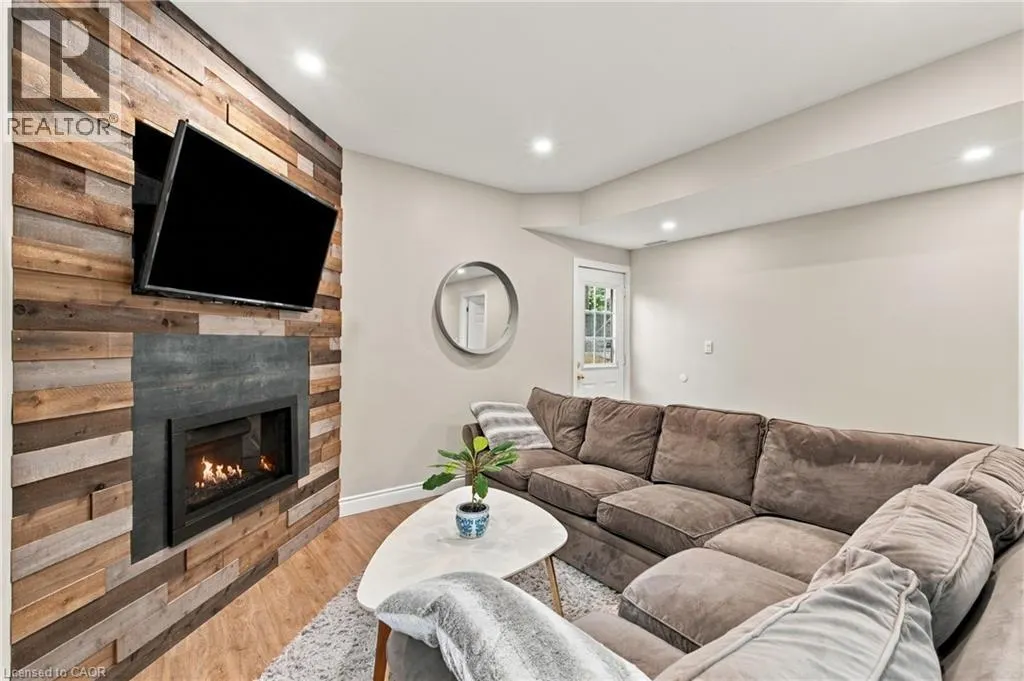 63 NORTHRIDGE Drive