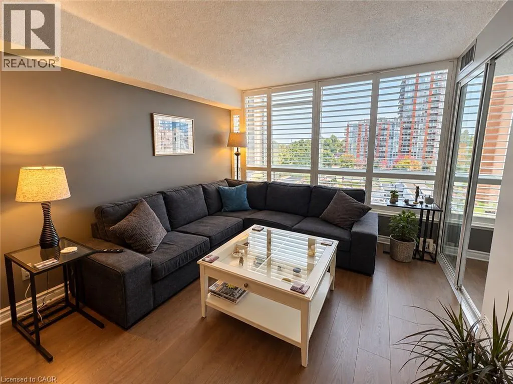 1276 MAPLE CROSSING Boulevard Unit# 503 #503
