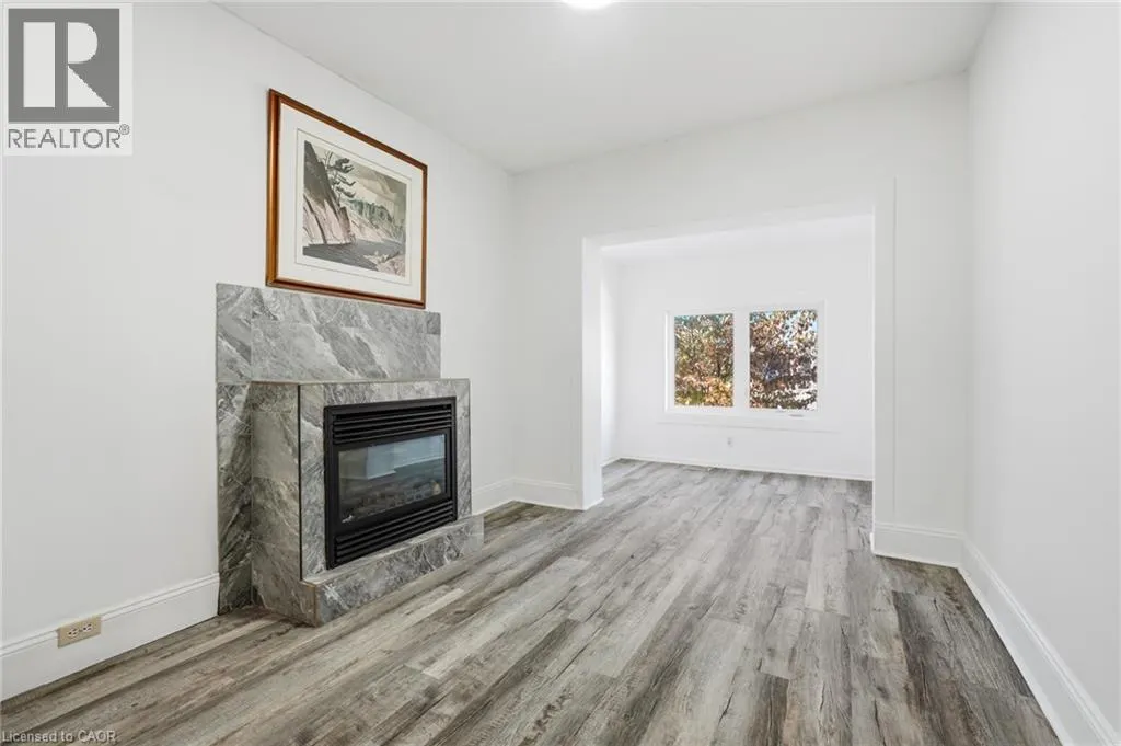 26 SHERMAN Avenue N
