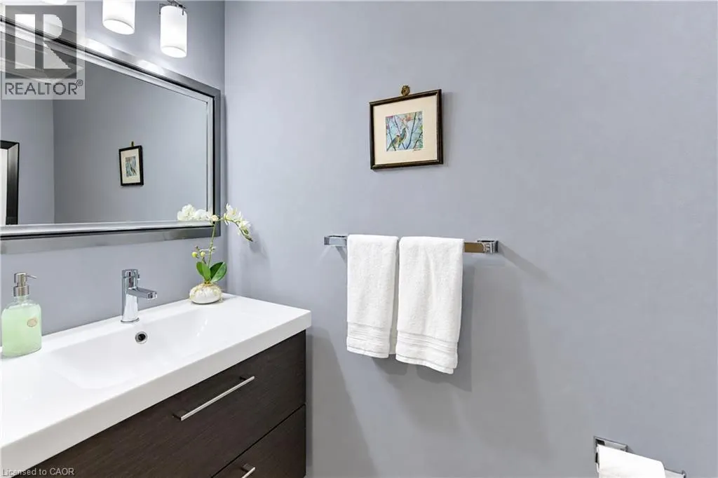 406 CRAIGLEITH Drive Unit# 3 #3