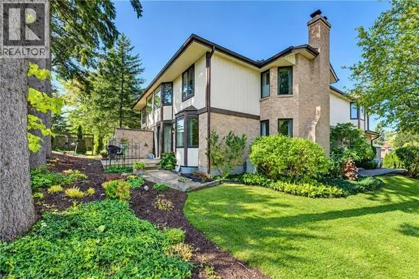 406 CRAIGLEITH Drive Unit# 3