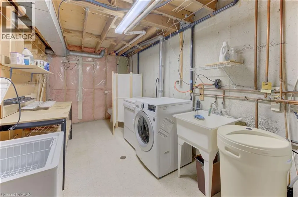 406 CRAIGLEITH Drive Unit# 3 #3