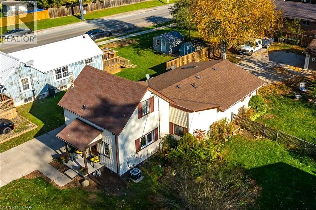 909 TAMARAC Street