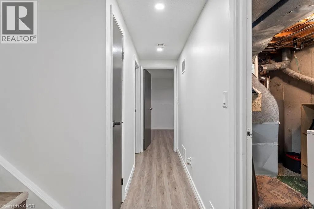24 TARA Crescent
