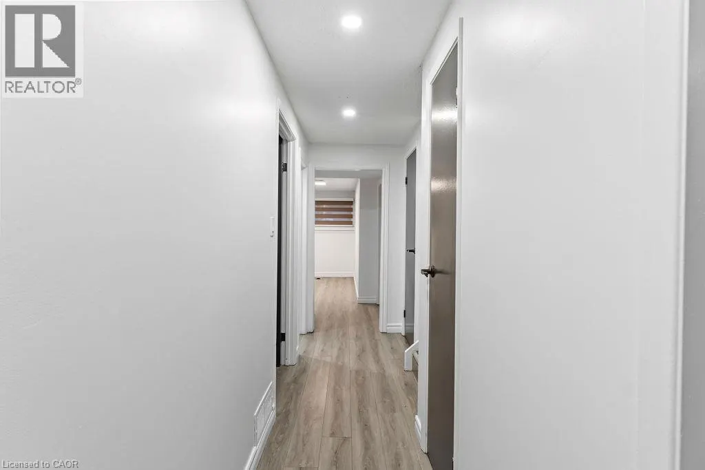 24 TARA Crescent