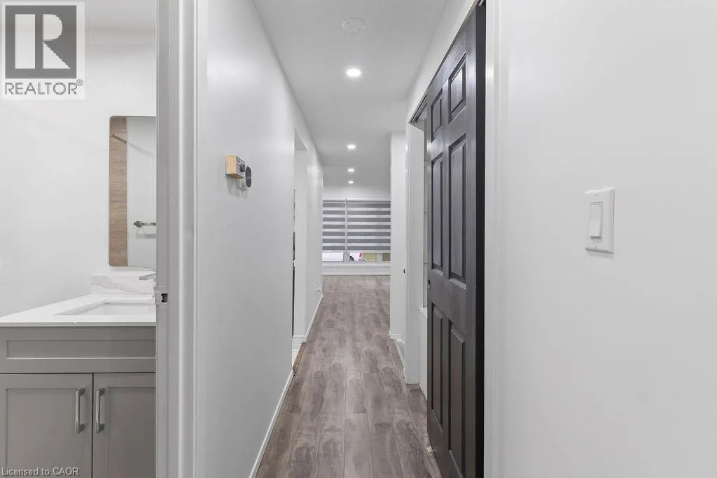 24 TARA Crescent
