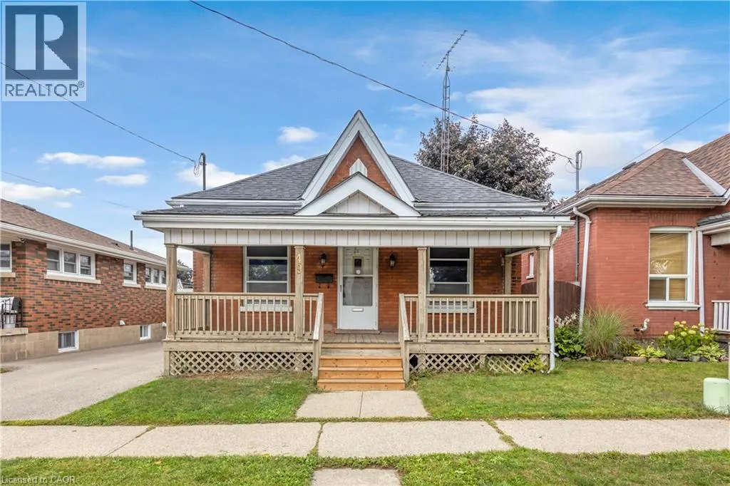 49 MINTERN Avenue