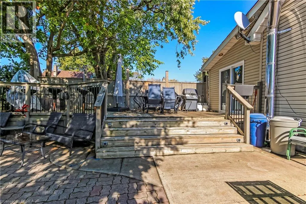 36 ALEXANDER Drive