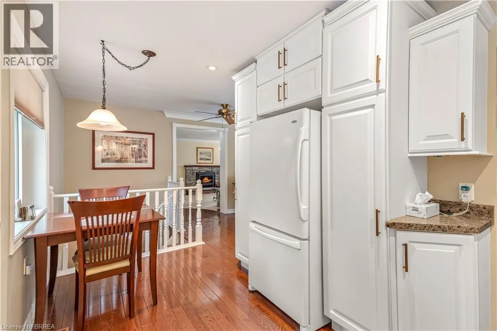 25 BRIER Crescent