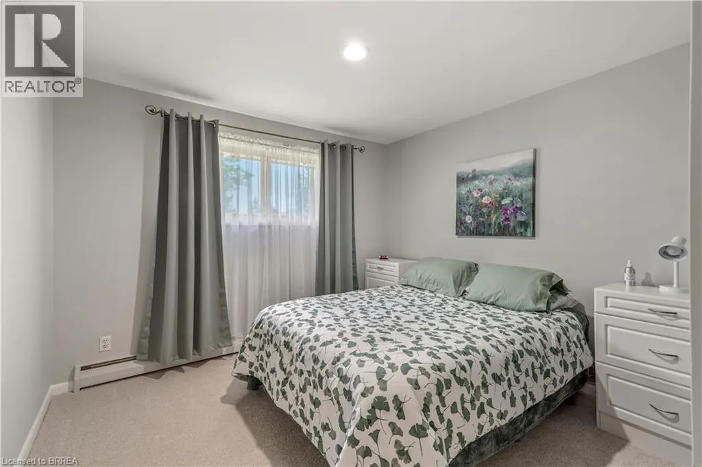 25 BRIER Crescent