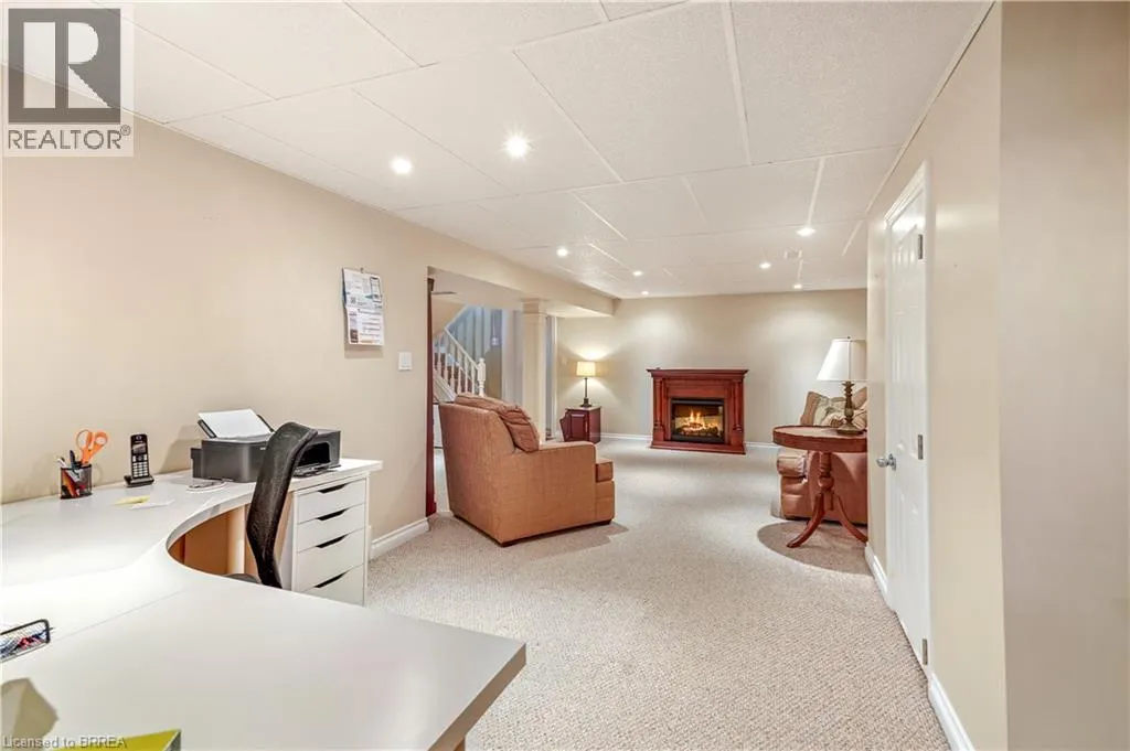 25 BRIER Crescent