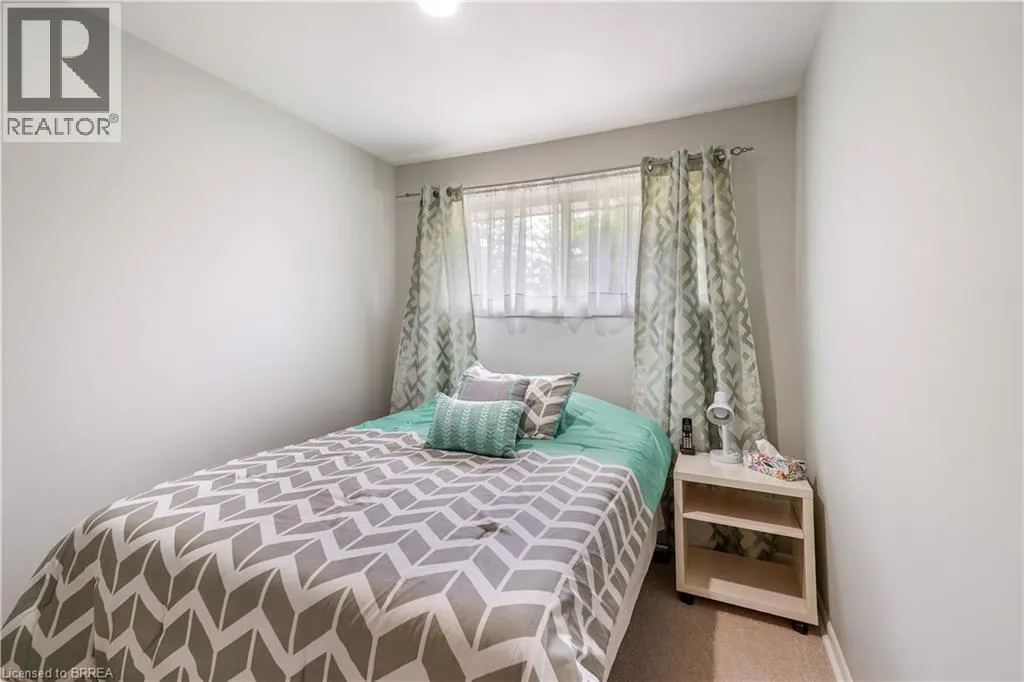 25 BRIER Crescent