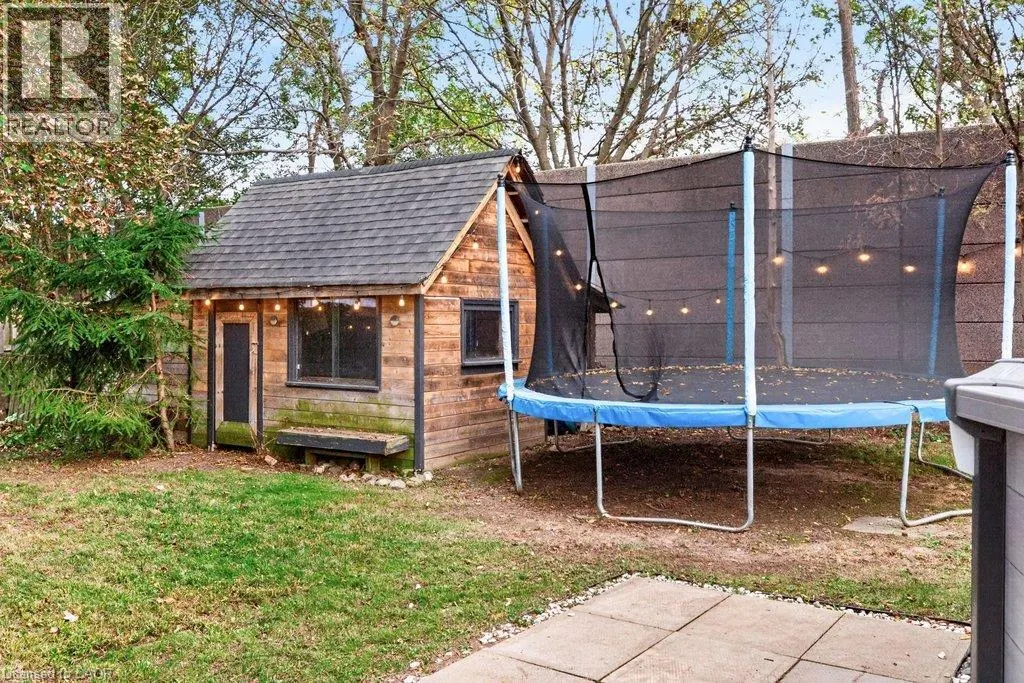 58 HATTON Drive