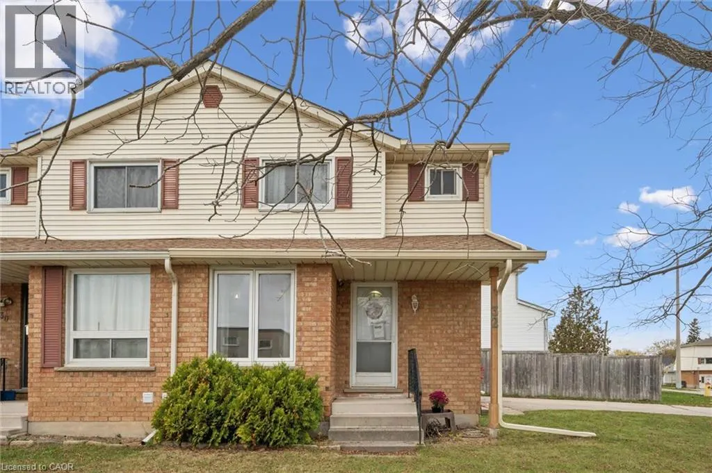 32 JANSEN Avenue