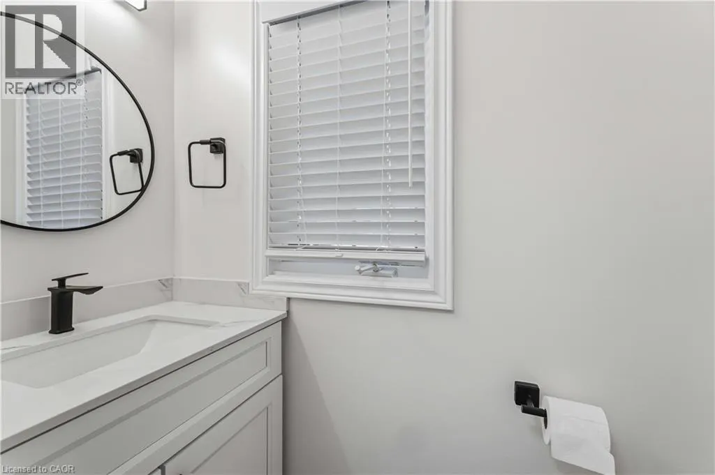 320 HAMILTON Drive Unit# 10 #10