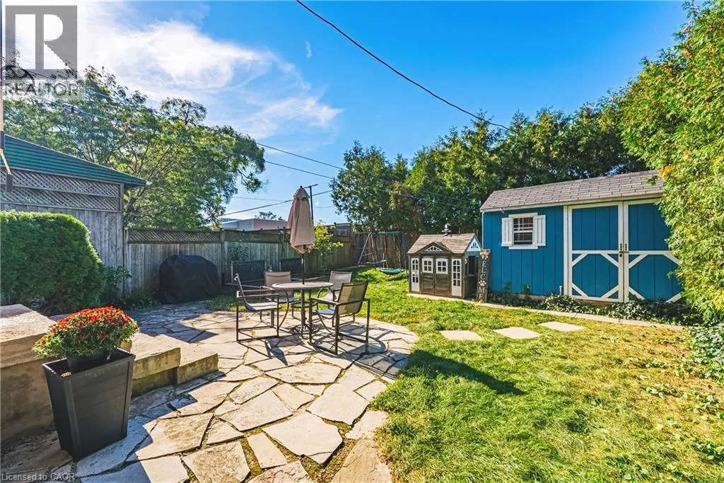 2301 BARCLAY Road
