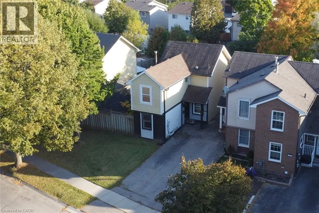 56 ENFIELD Crescent