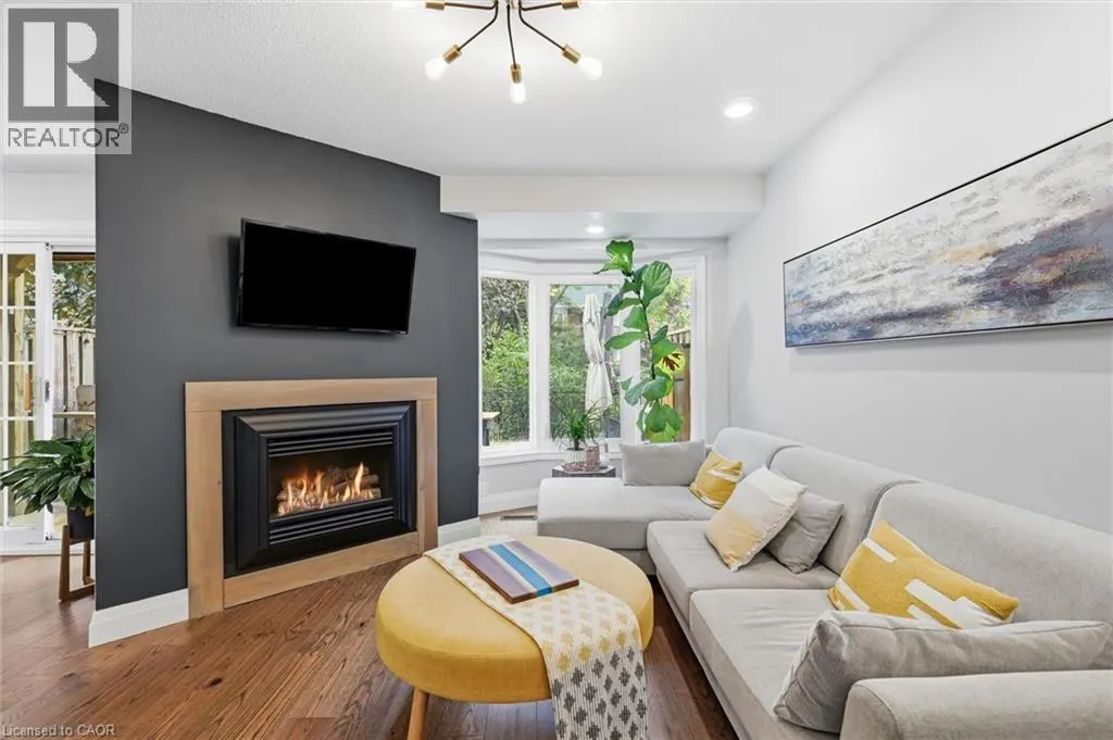 50 EDGEWATER Drive