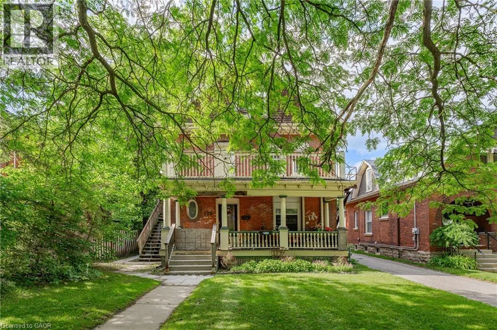 126 CHATHAM Street