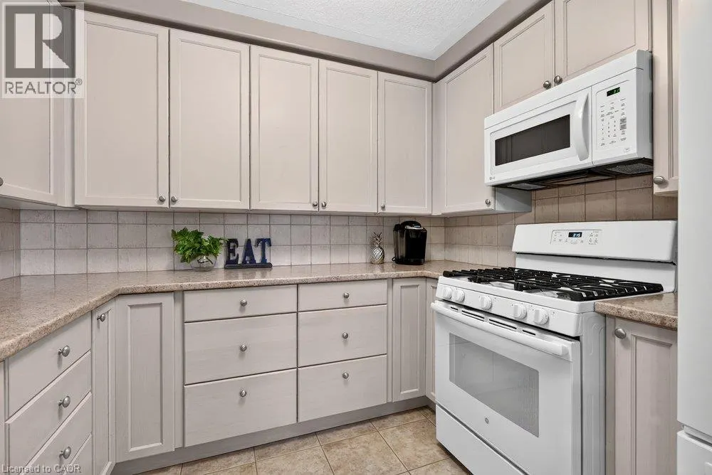 272 GATESTONE Drive