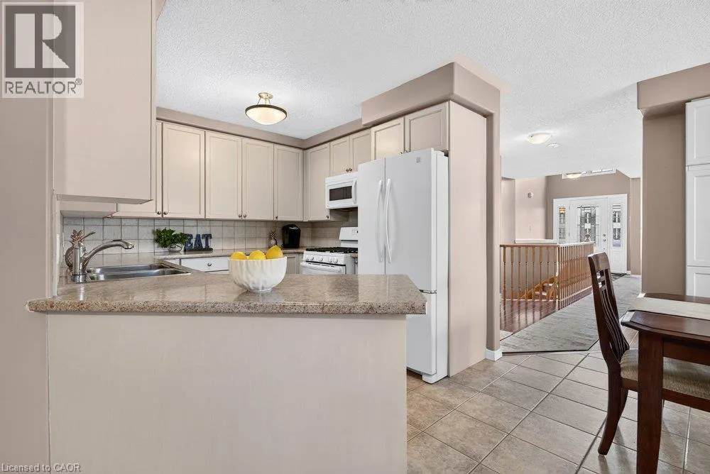 272 GATESTONE Drive