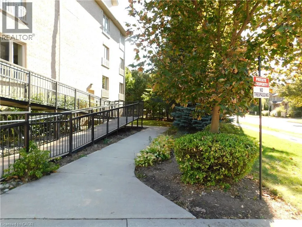 56 KERMAN Avenue Unit# 311 #311