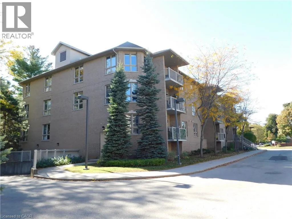 56 KERMAN Avenue Unit# 311 #311
