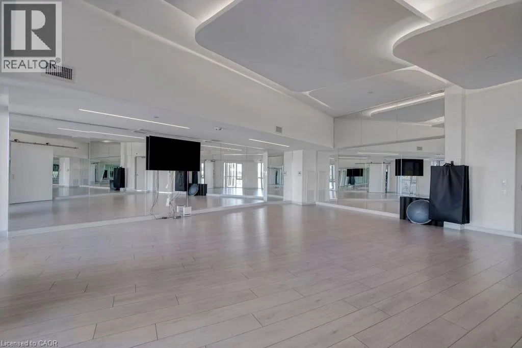 3200 DAKOTA Common Unit# B906 #B906