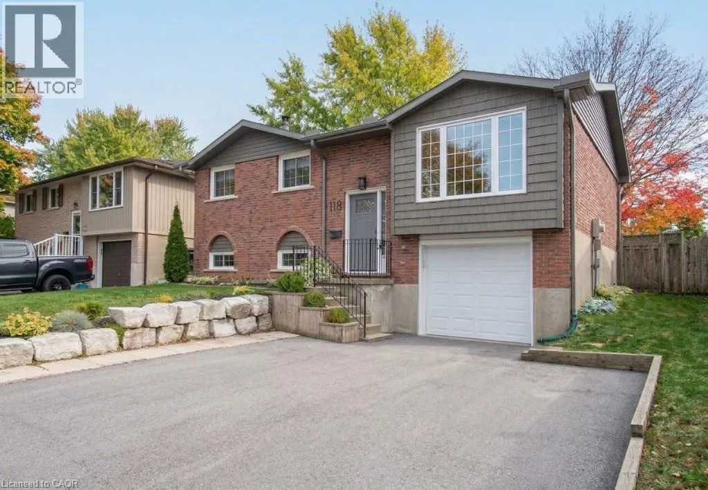 118 WHEATFIELD Crescent