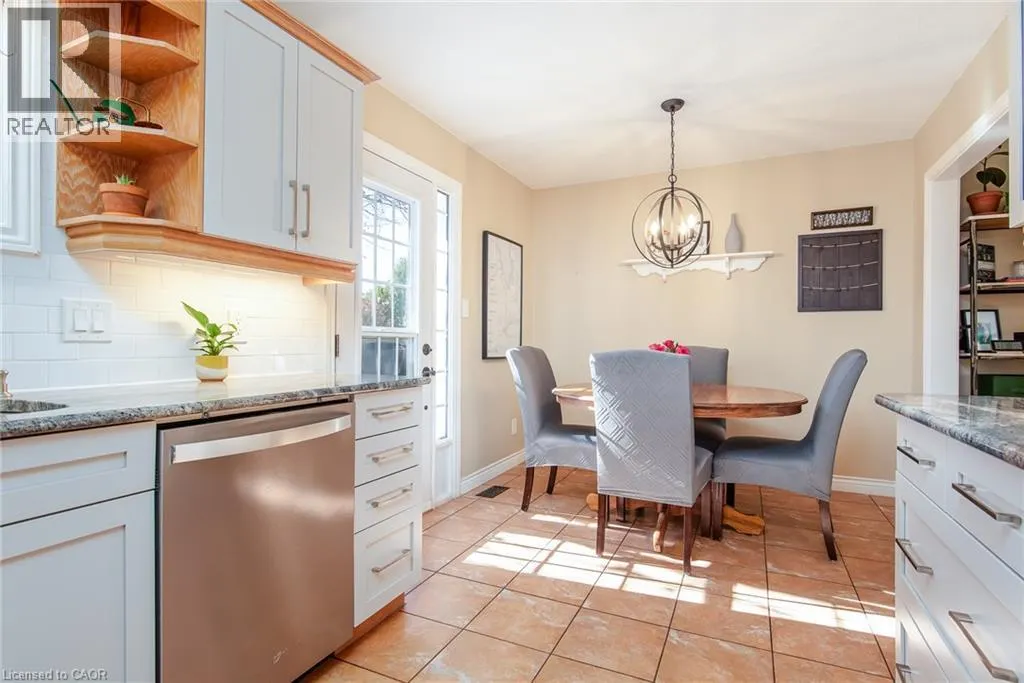 118 WHEATFIELD Crescent