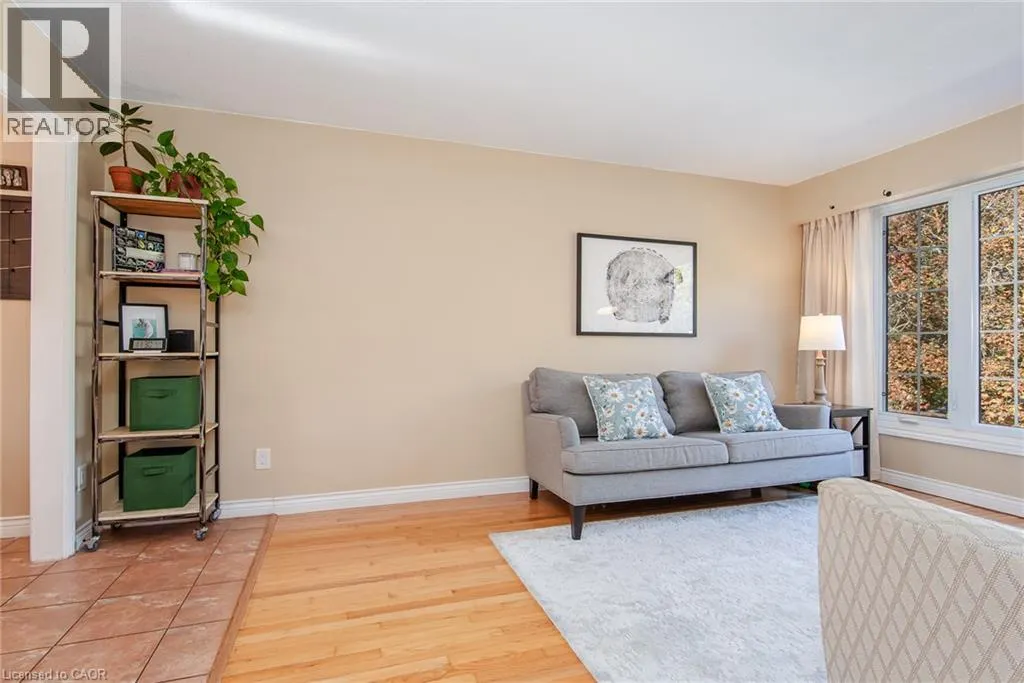 118 WHEATFIELD Crescent