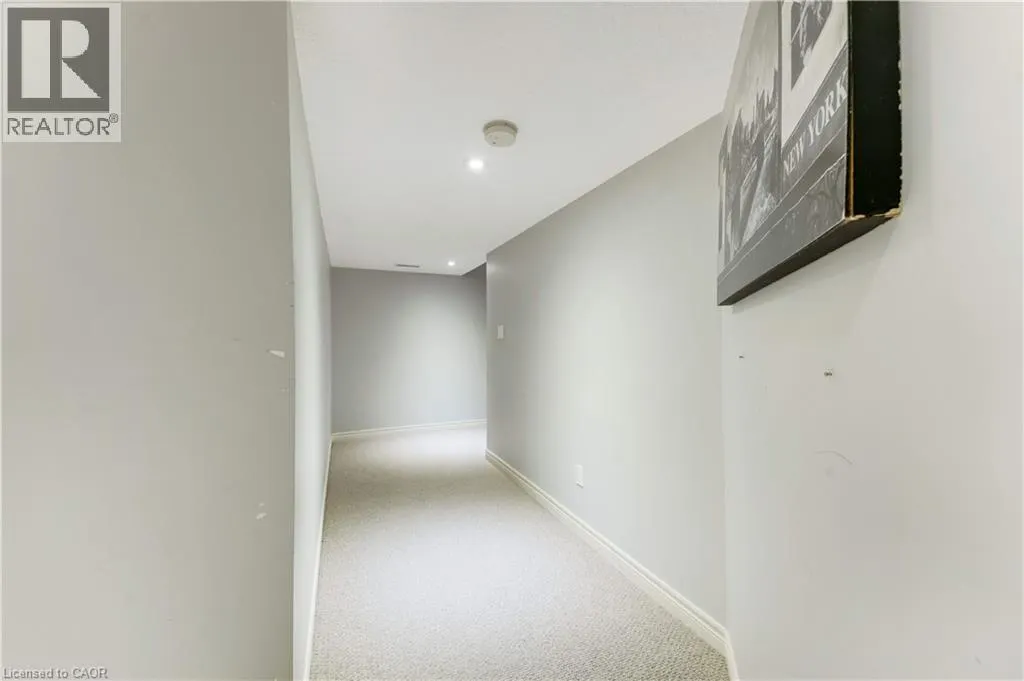 320 BRANDENBURG Place