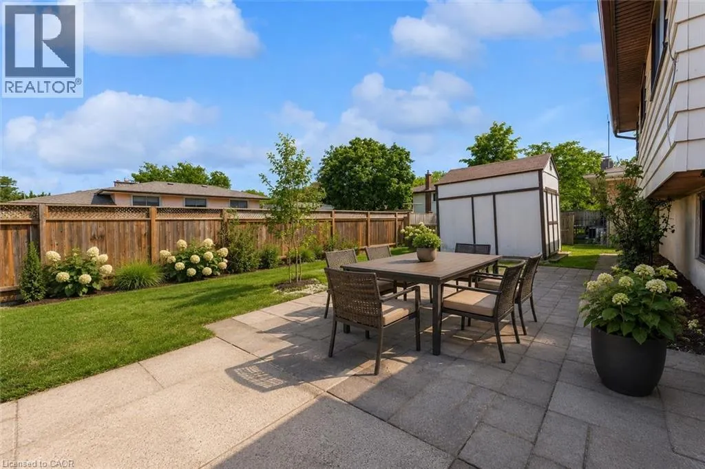 49 GROVE Avenue