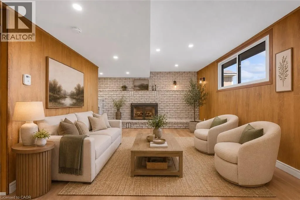 49 GROVE Avenue