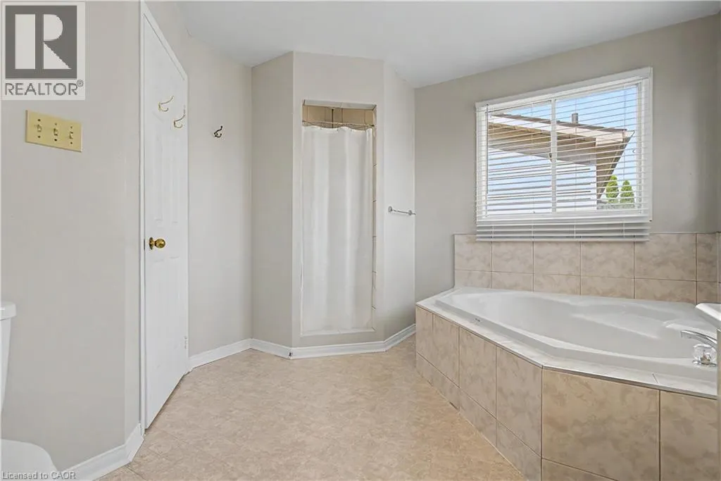 194 GLENVALLEY Drive