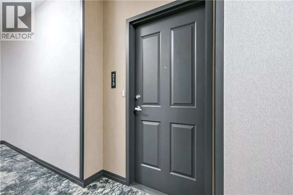 354 ATHERLEY Road Unit# 213 #213