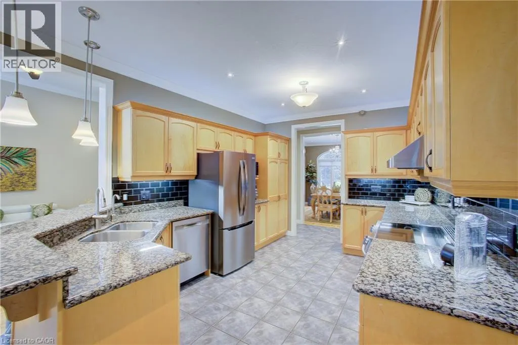 457 CARYNDALE Drive