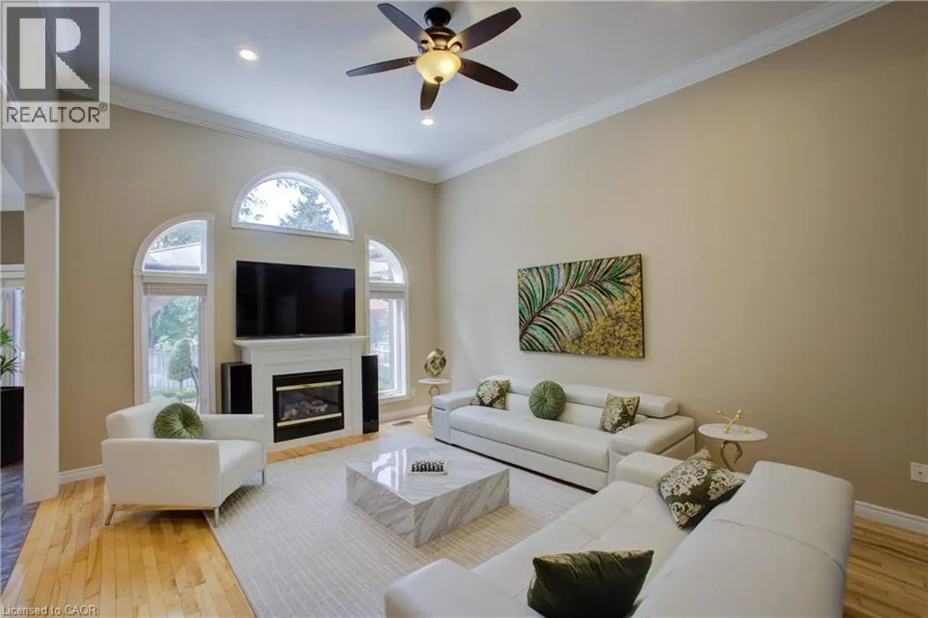 457 CARYNDALE Drive