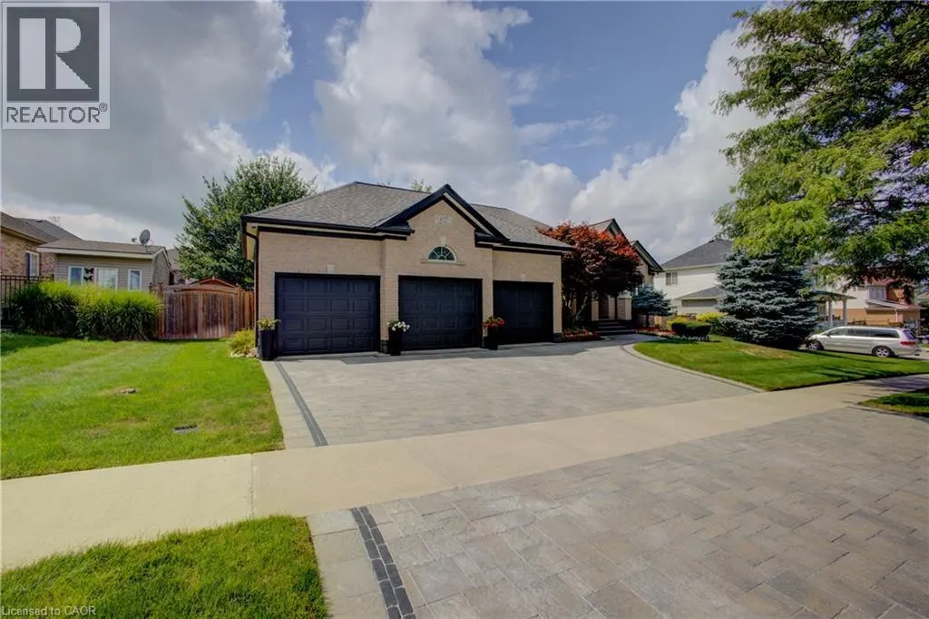457 CARYNDALE Drive