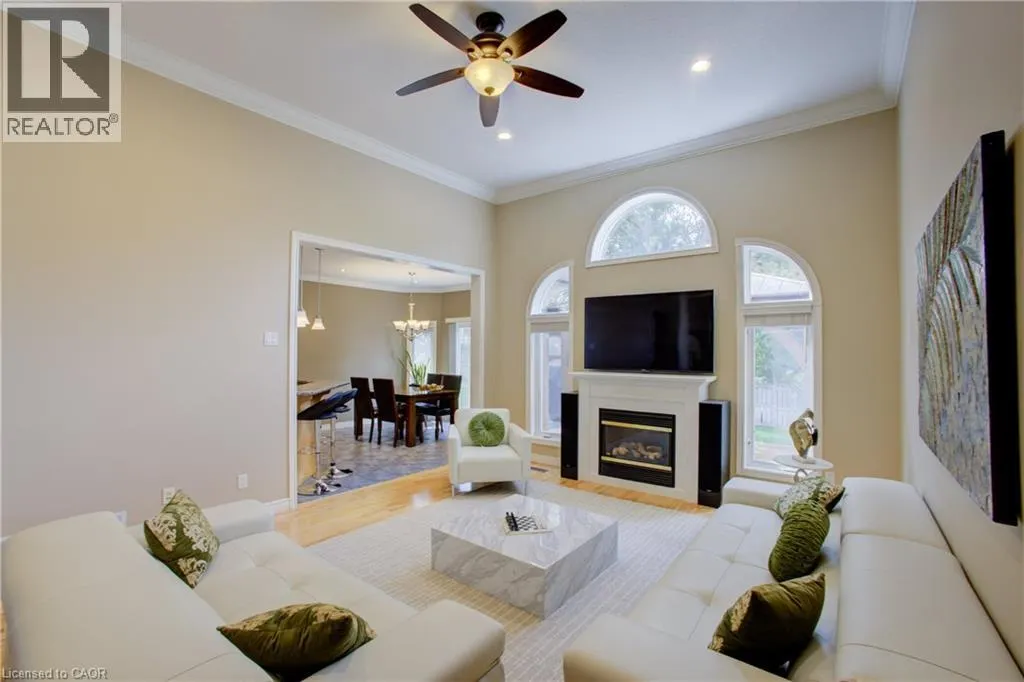 457 CARYNDALE Drive