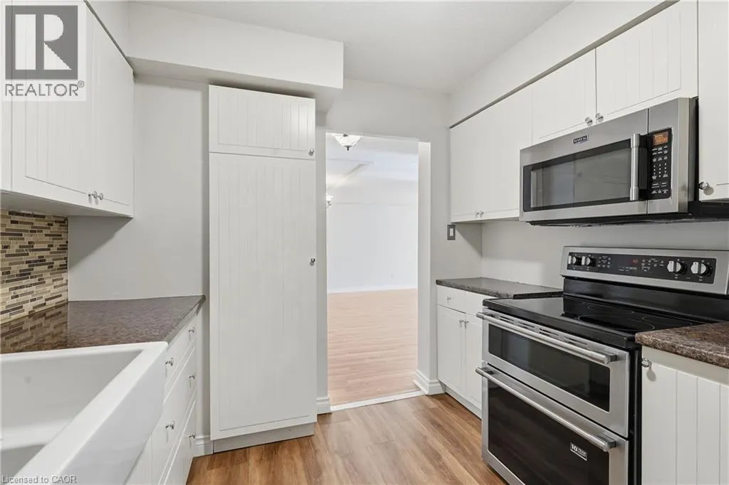 7 GALE Crescent Unit# B3 #B3