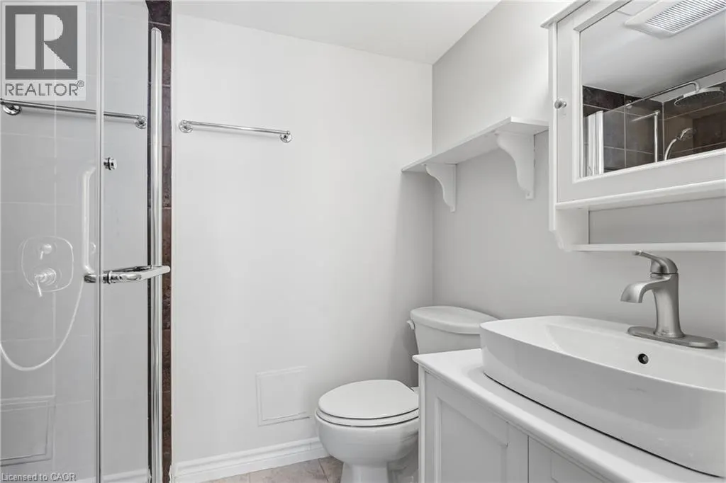 7 GALE Crescent Unit# B3 #B3
