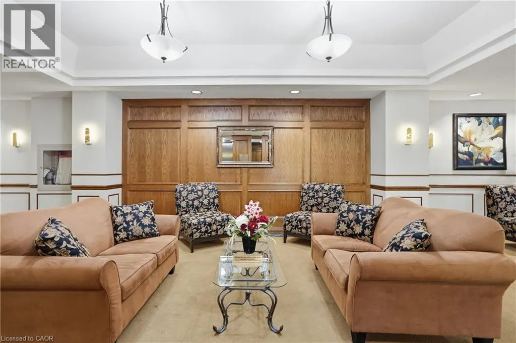 7 GALE Crescent Unit# B3 #B3