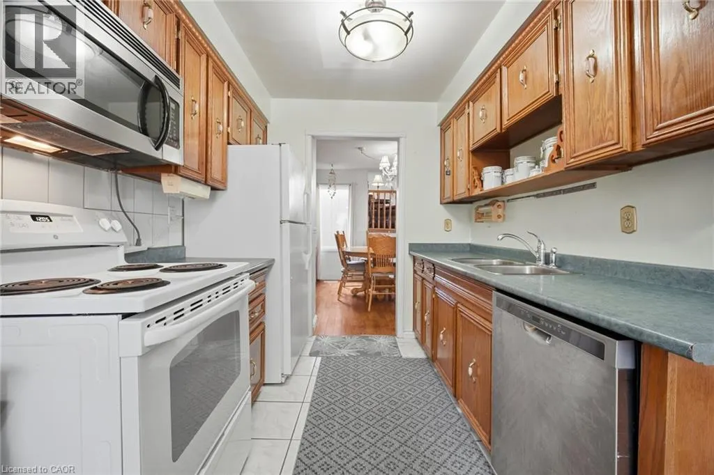 66 HOCKLEY Path