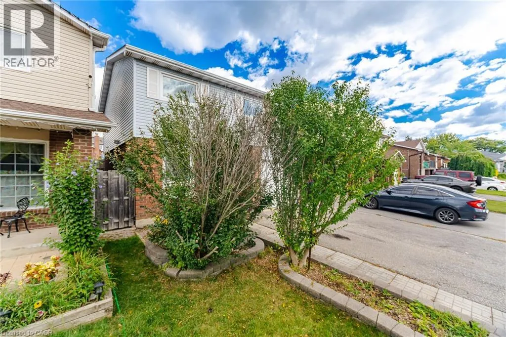 66 HOCKLEY Path
