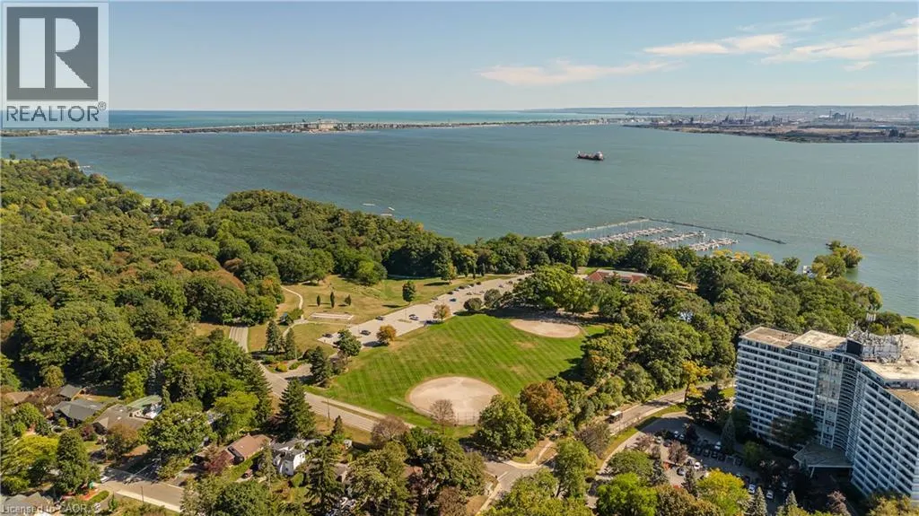 911 LASALLE PARK Road