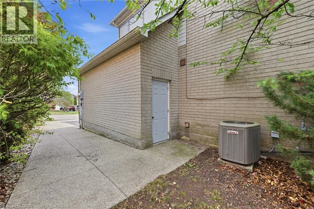 62 ANDERSON Court