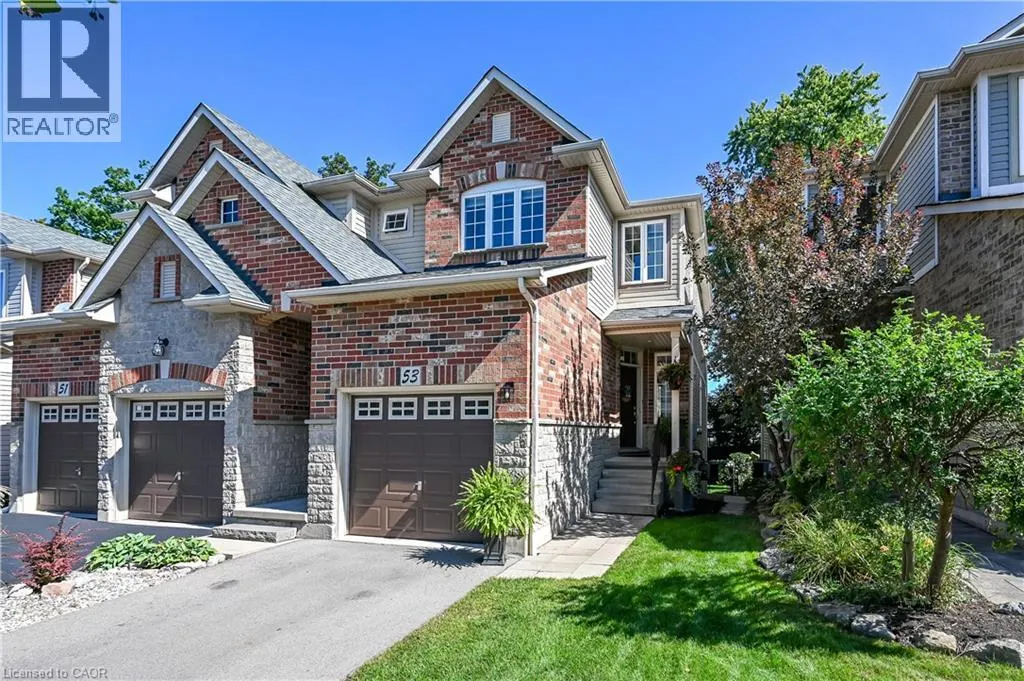 53 SUNNYCROFT Court
